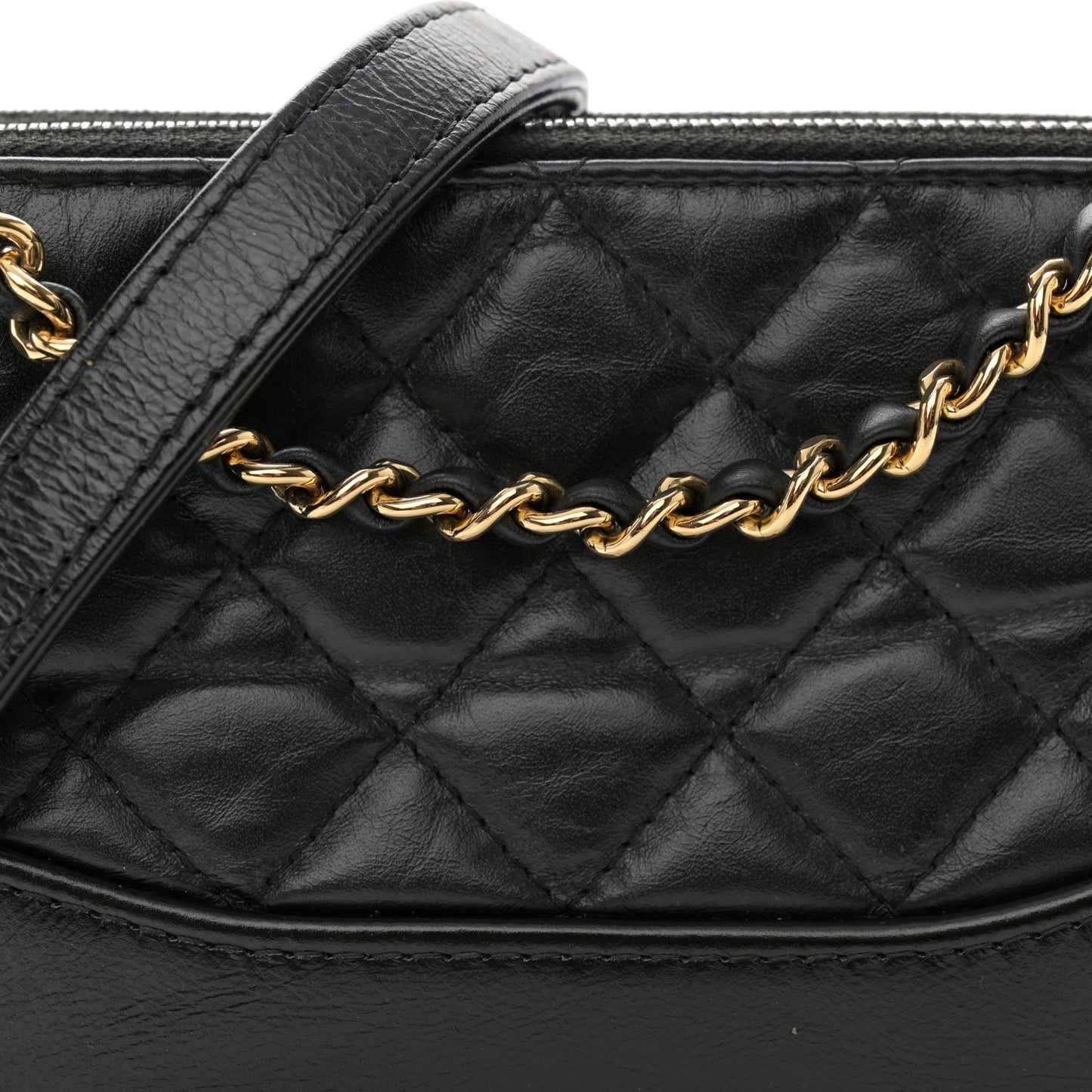 Aged Calfskin Quilted Small Gabrielle Clutch With Chain Black