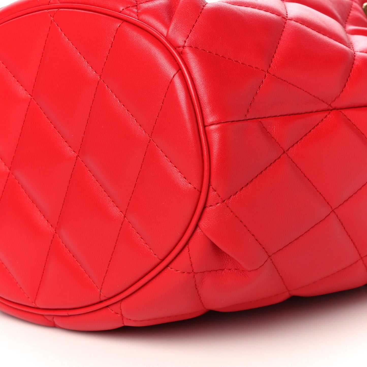Nappa Calfskin Quilted Touch B Bucket Bag Bright Red