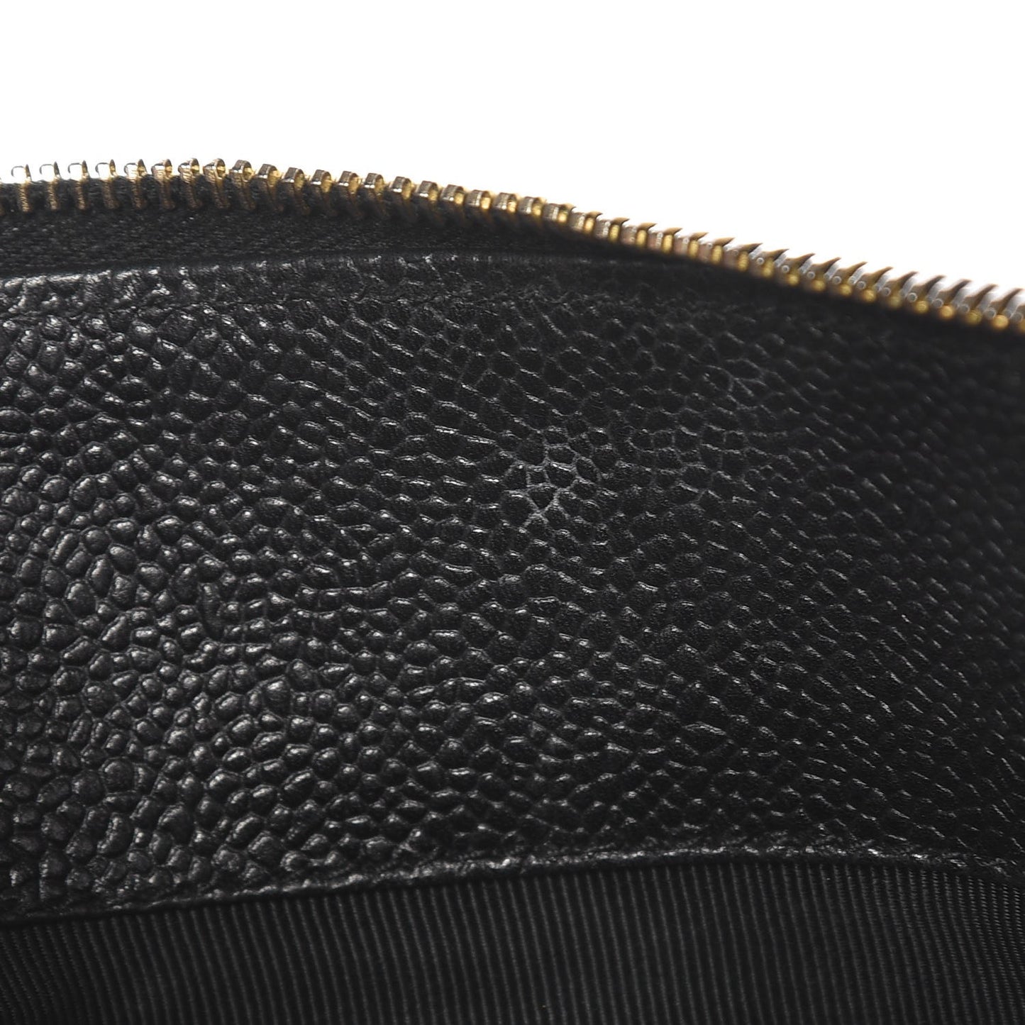Caviar CC Shoulder Bag Black