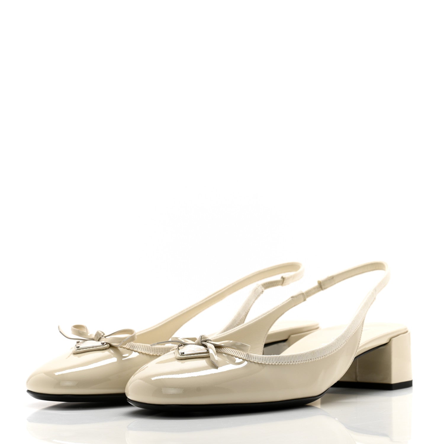 Prada Vernice Triangle Bow 45mm Slingback Pumps 38.5 Avorio 3 of 9