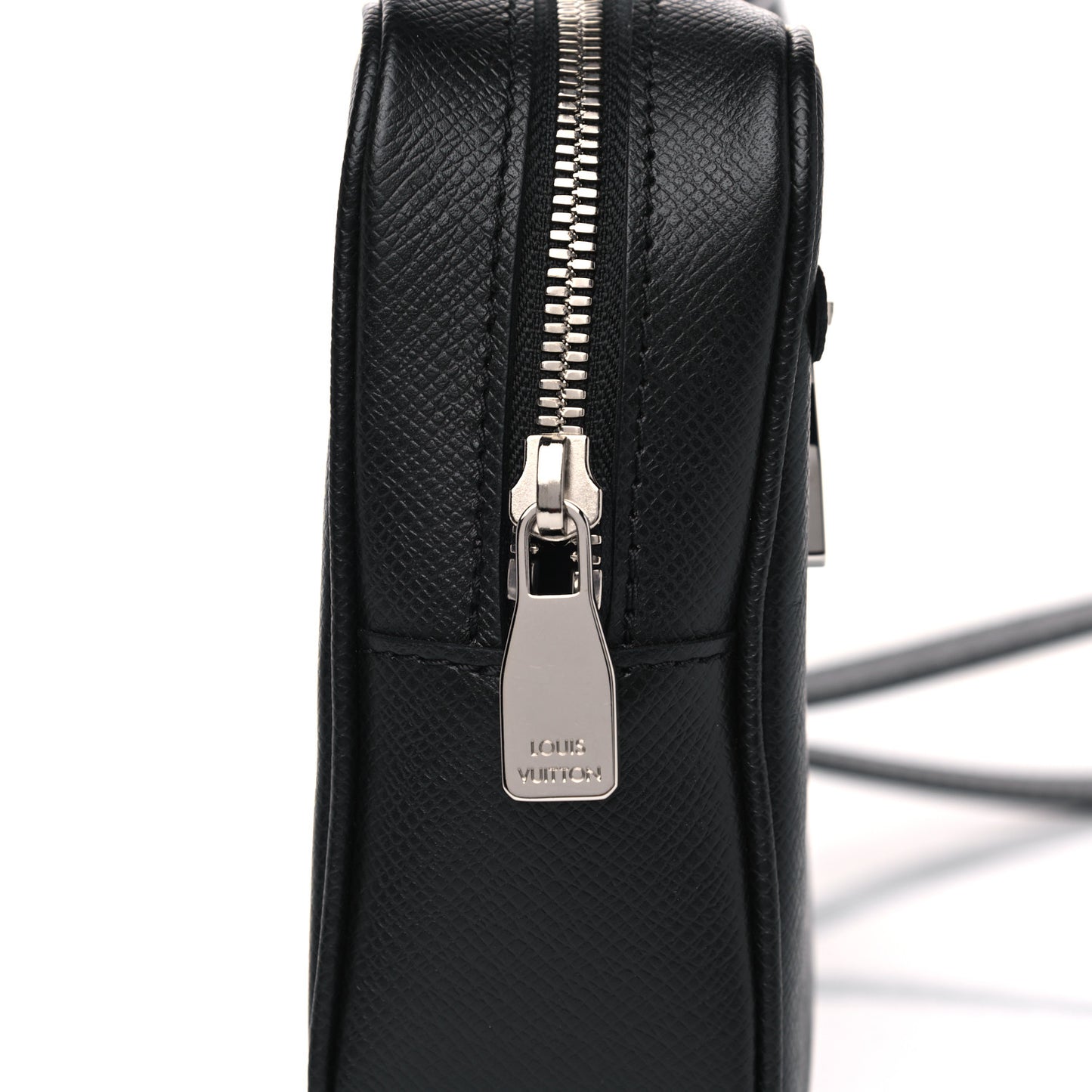 Taiga Kasai Clutch Black