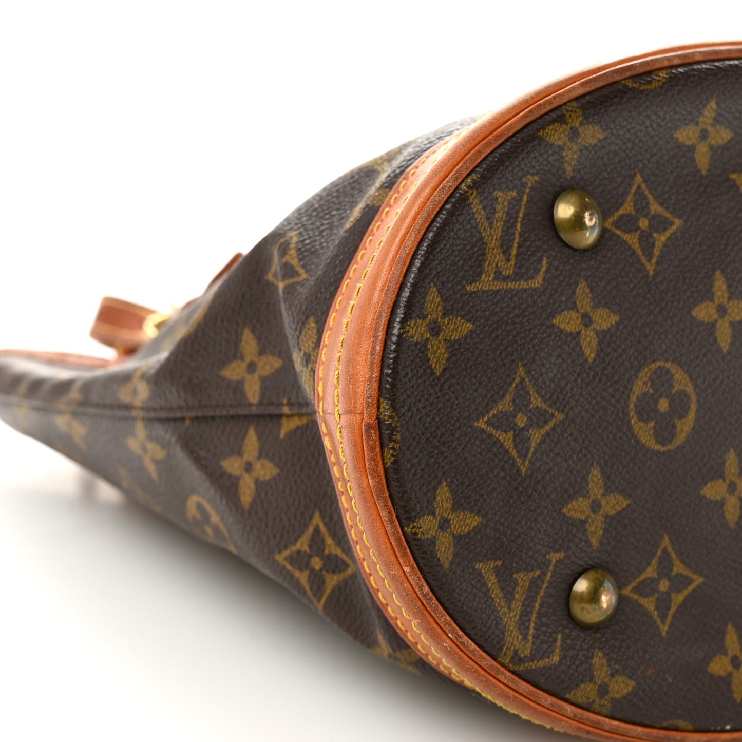 Monogram Petit Bucket 23