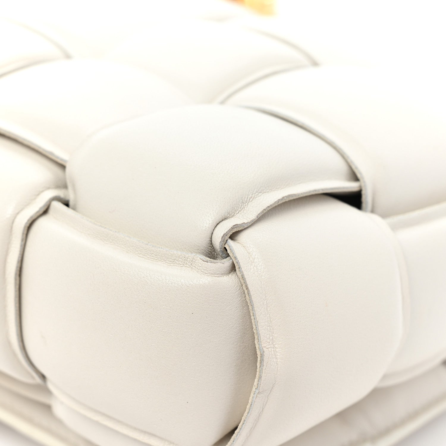 Bottega Veneta Lambskin Maxi Intreccio Padded Chain Cassette Crossbody Bag White 19 of 22