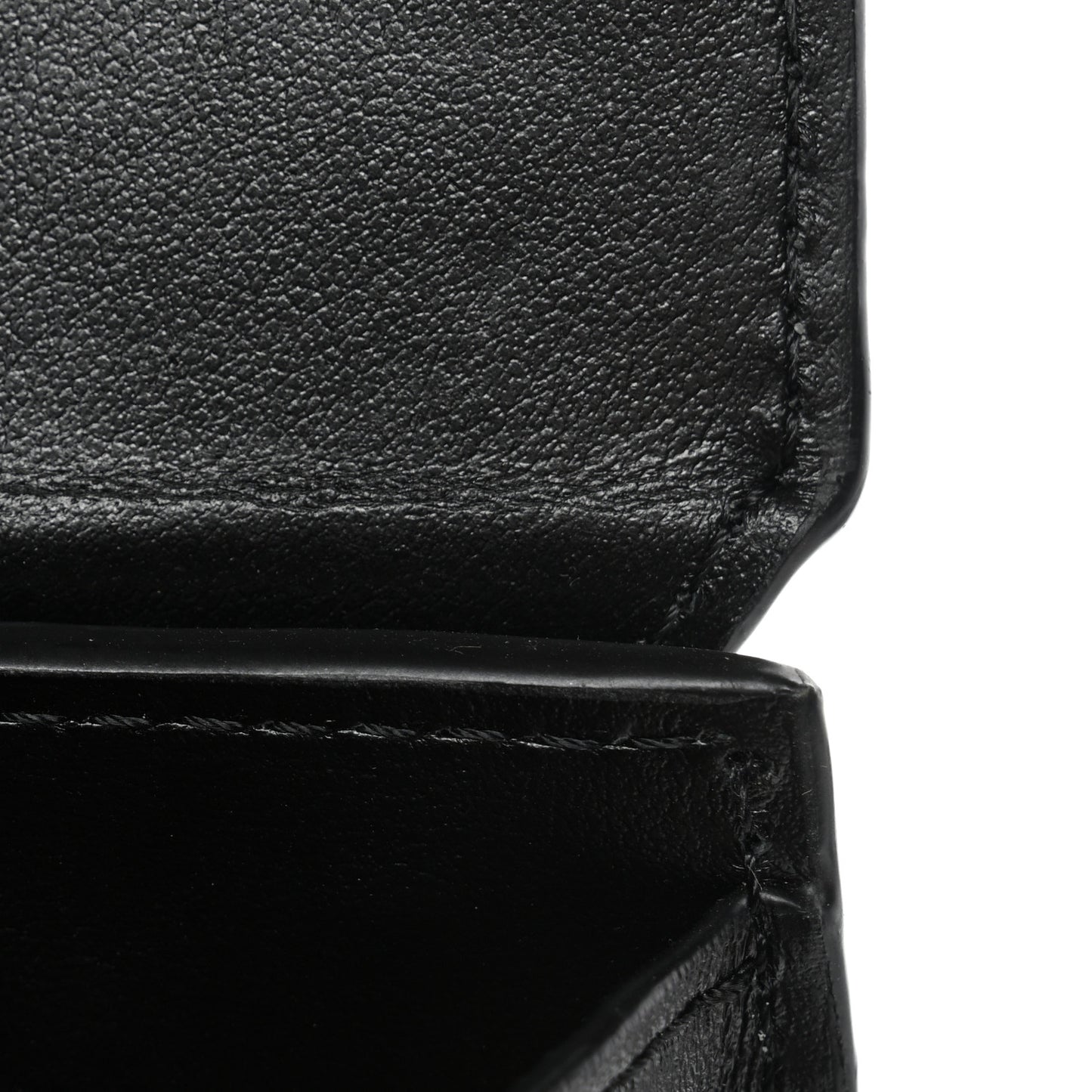 Smooth Calfskin Le Chiquito Noeud Black