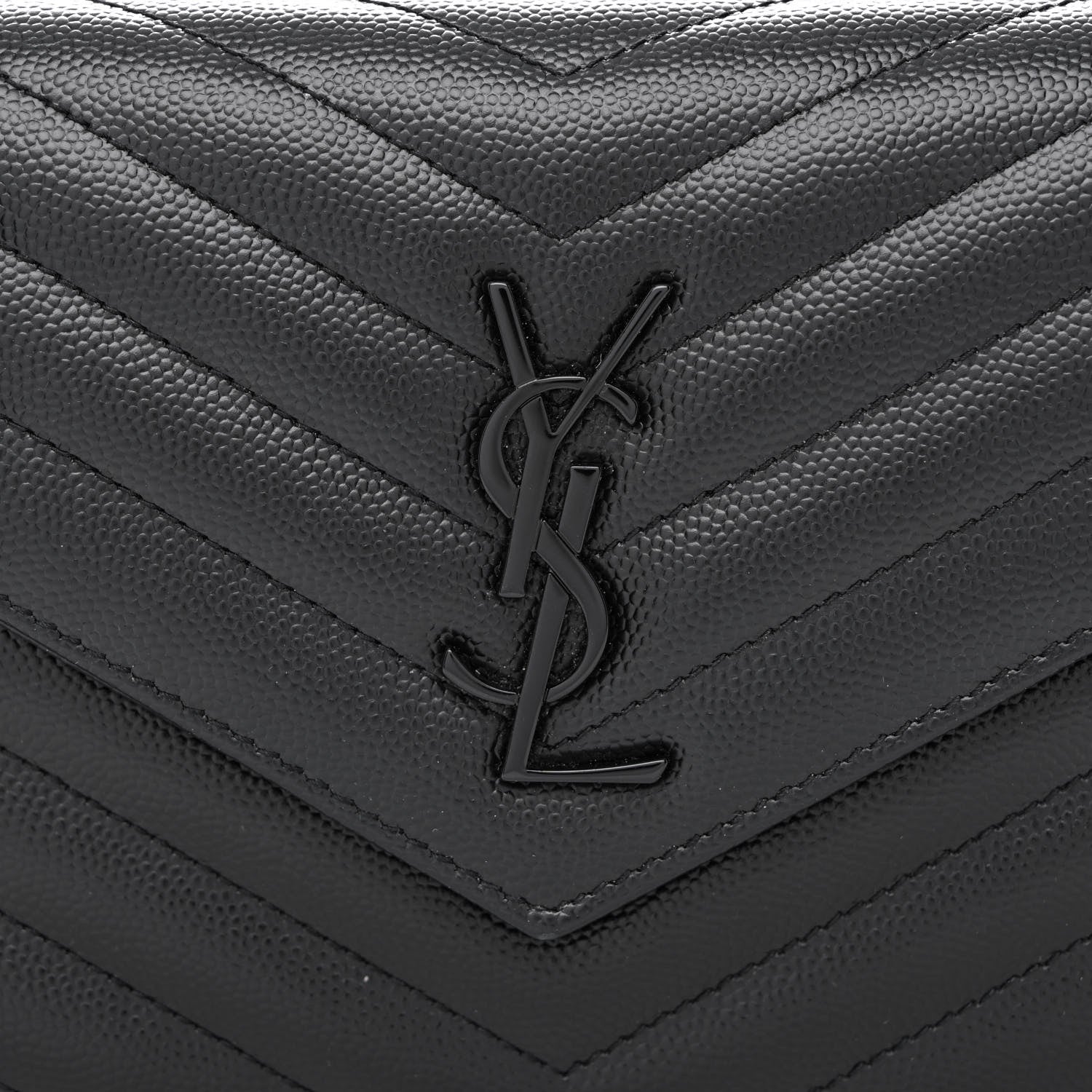 Saint Laurent Grain De Poudre Matelasse Chevron Monogram Monochrome Envelope Chain Wallet Black 8 of 12