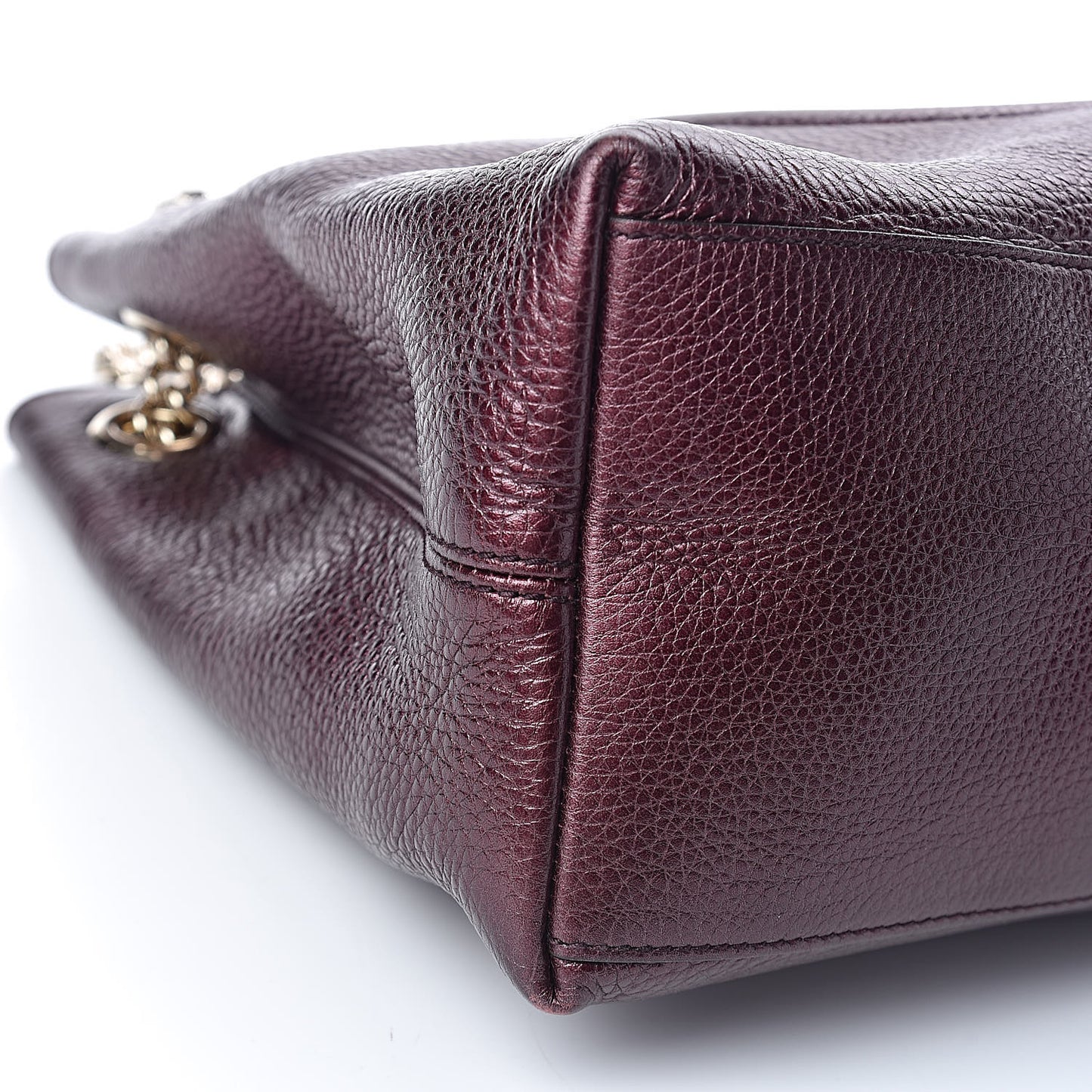 Metallic Cellarius Calfskin Medium Soho Chain Shoulder Bag Classic Burgundy