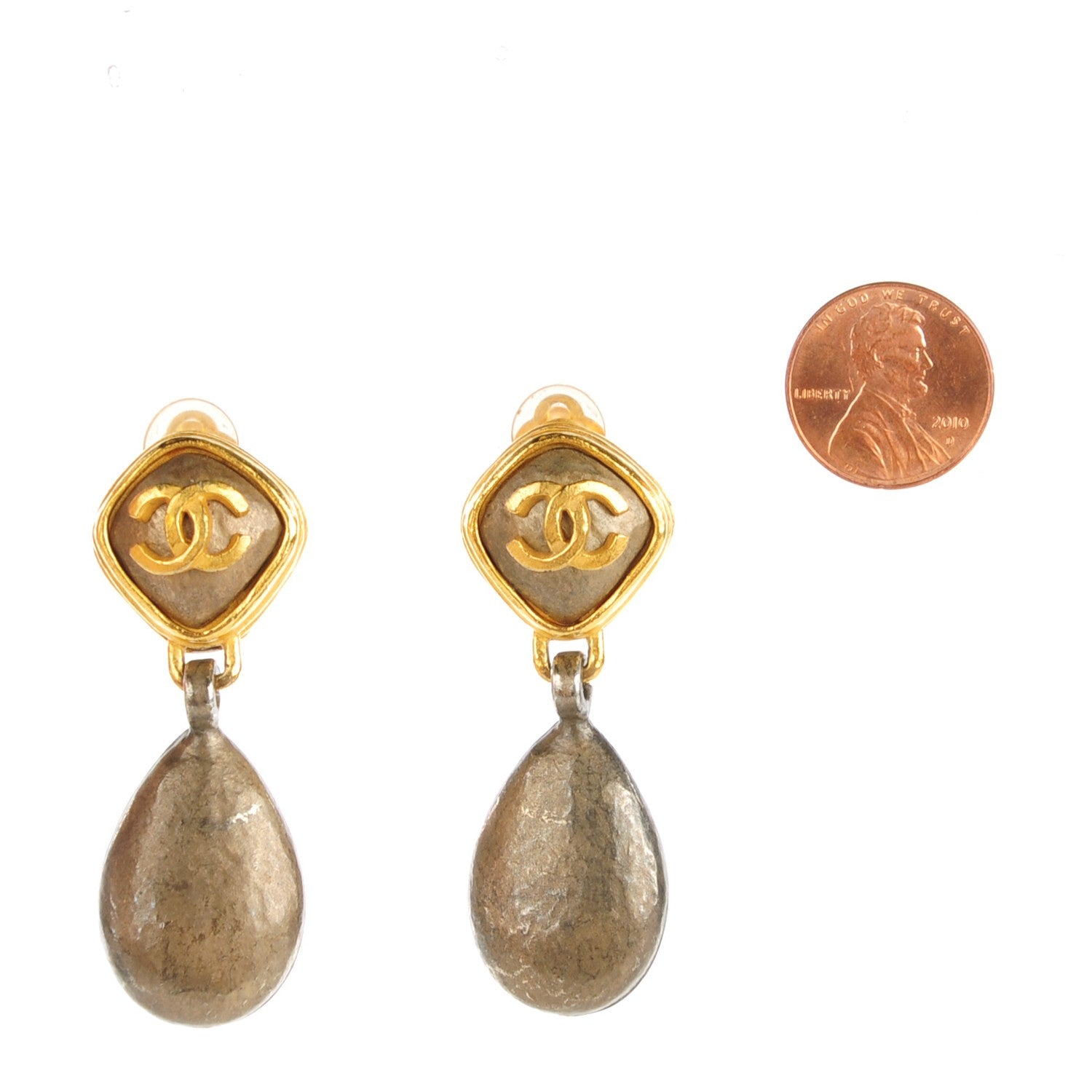 Chanel Hammered Metal CC Drop Clip On Earrings Gold 2 of 4