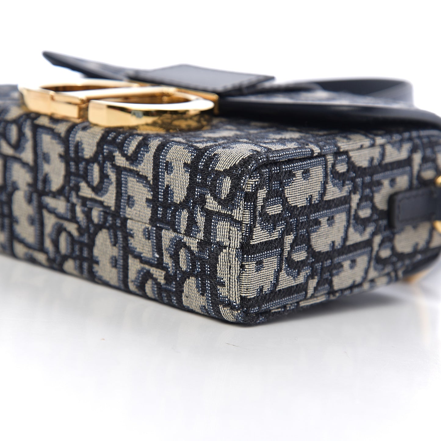 Oblique 30 Montaigne Box Bag Blue