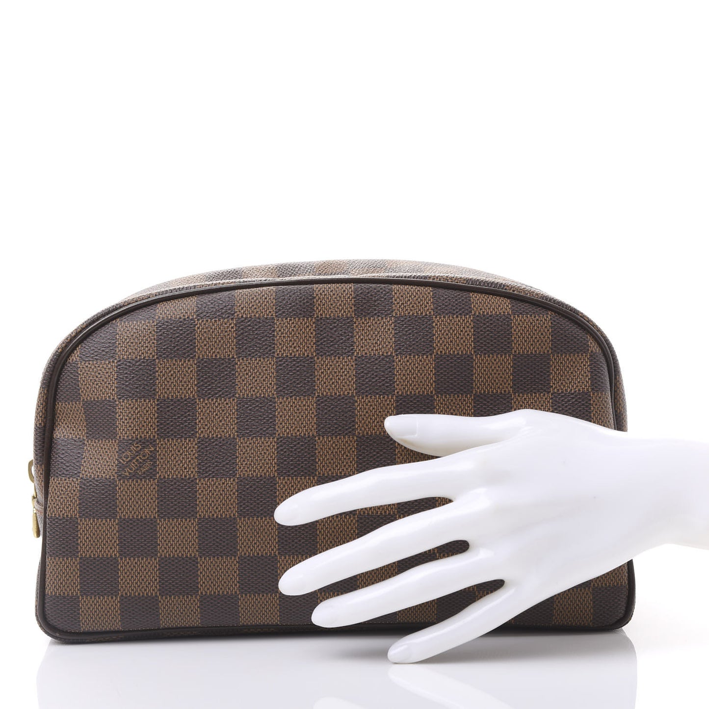 Damier Ebene Toiletry Bag 25
