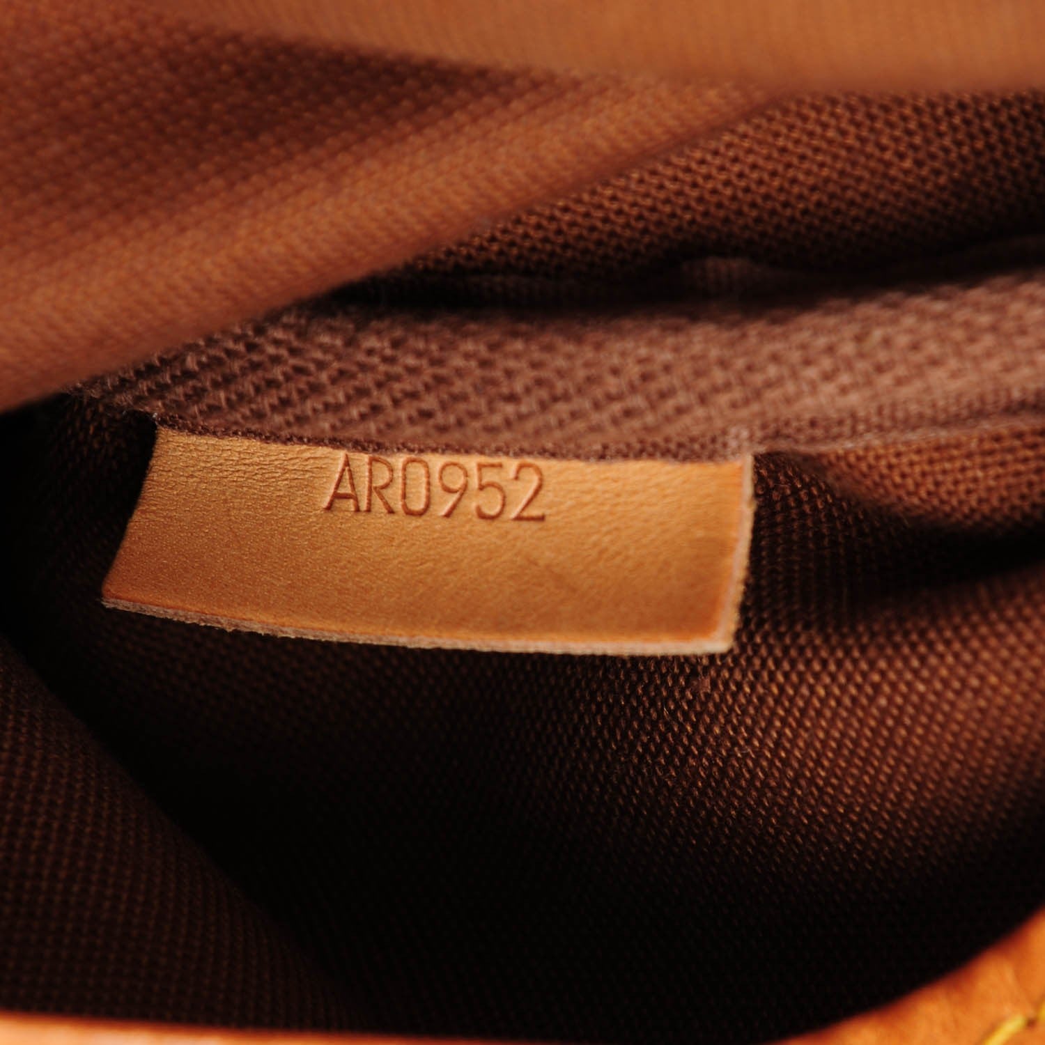 Louis Vuitton Monogram Saumur 30 6 of 6