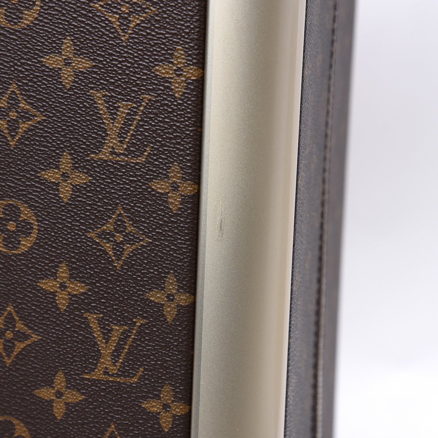 Louis Vuitton Monogram Horizon 70 7 of 9