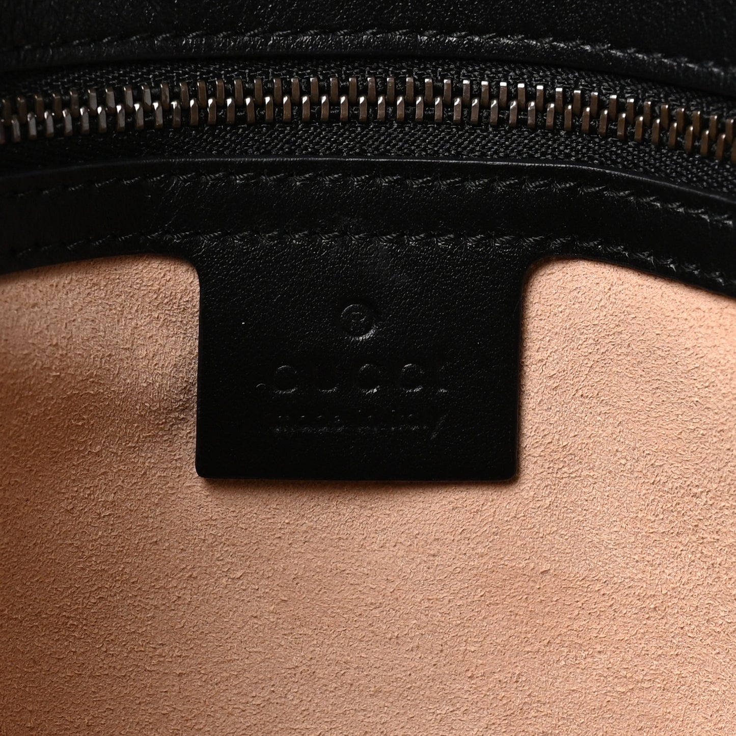 Calfskin Matelasse Medium GG Marmont Shoulder Bag Black