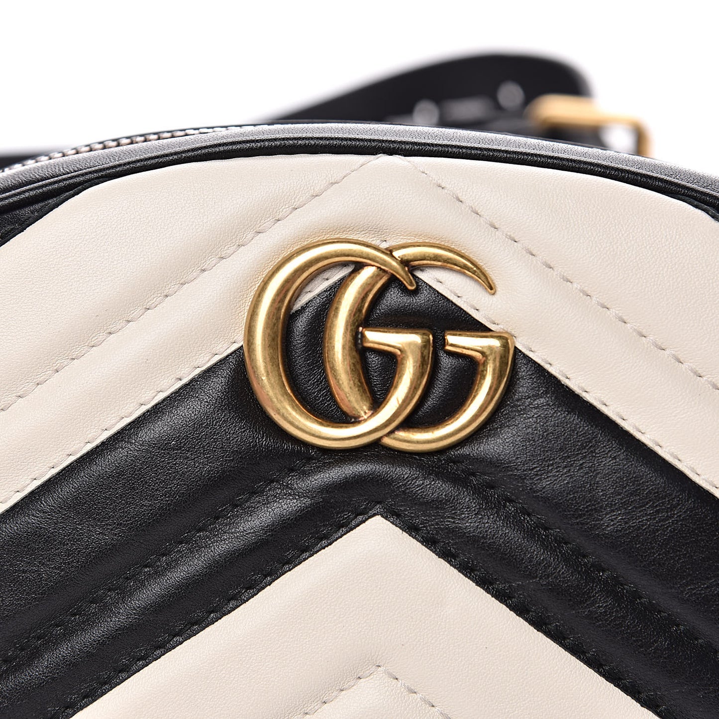 Calfskin Matelasse GG Marmont Belt Bag 85 34 Black White