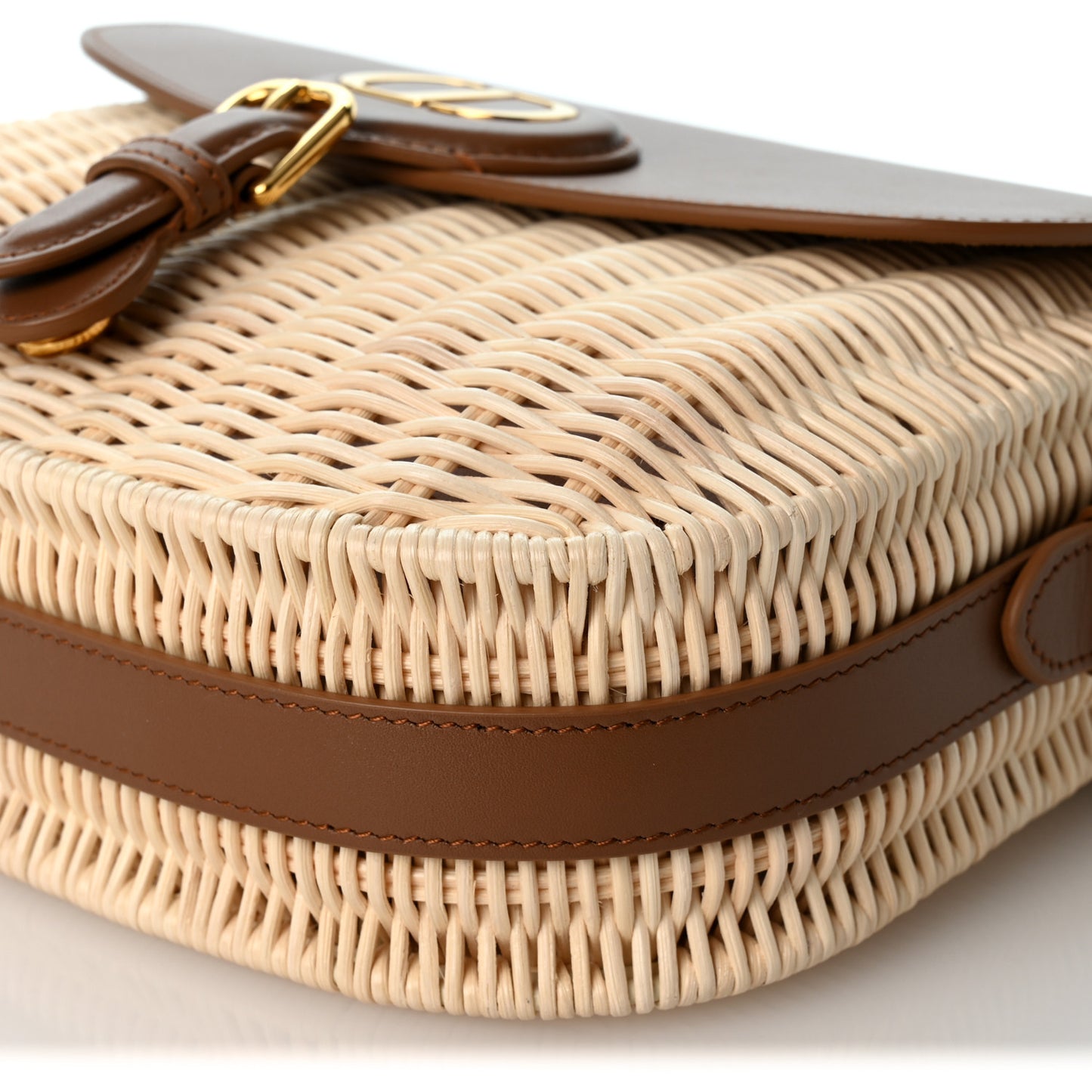 Wicker Calfskin Medium Bobby Flap Golden Saddle