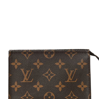 Louis Vuitton Monogram Toiletry Pouch 15 7 of 11