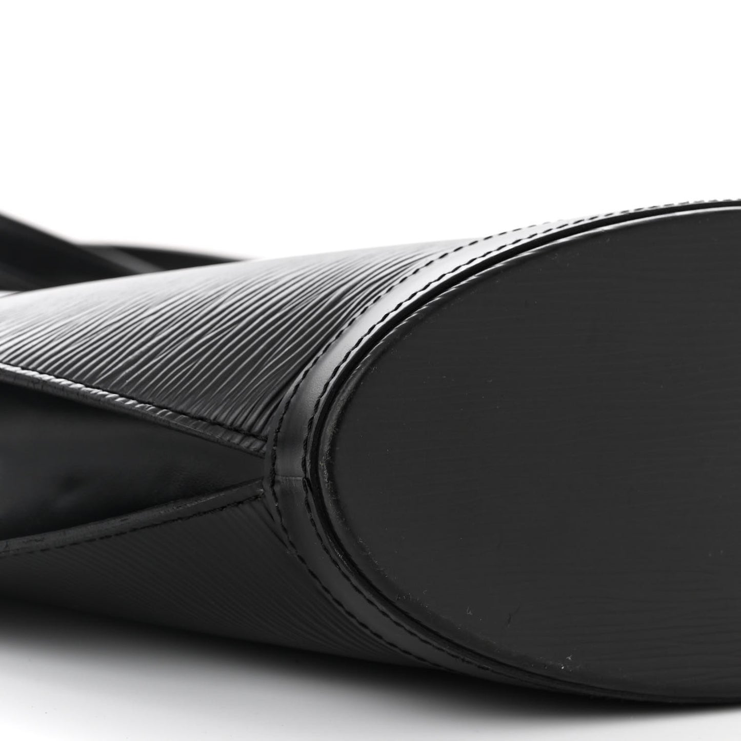 Epi Saint Jacques PM Long Straps Black