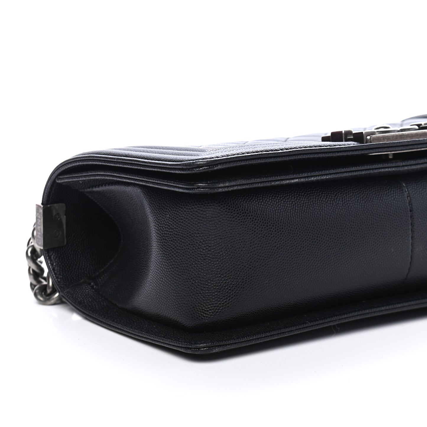 Caviar Quilted Medium Boy Flap Black
