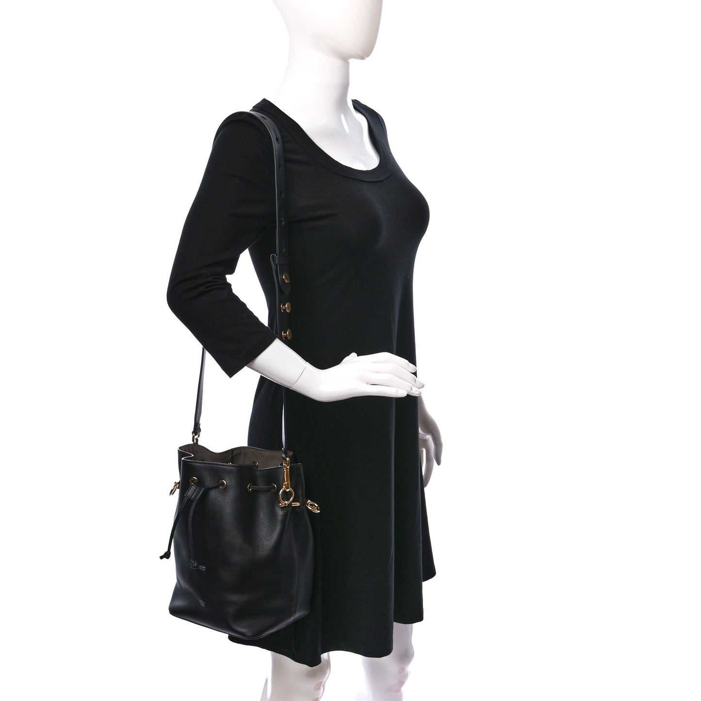 Vitello Grace Matte F is Fendi Grande Mon Tresor Bucket Bag Black