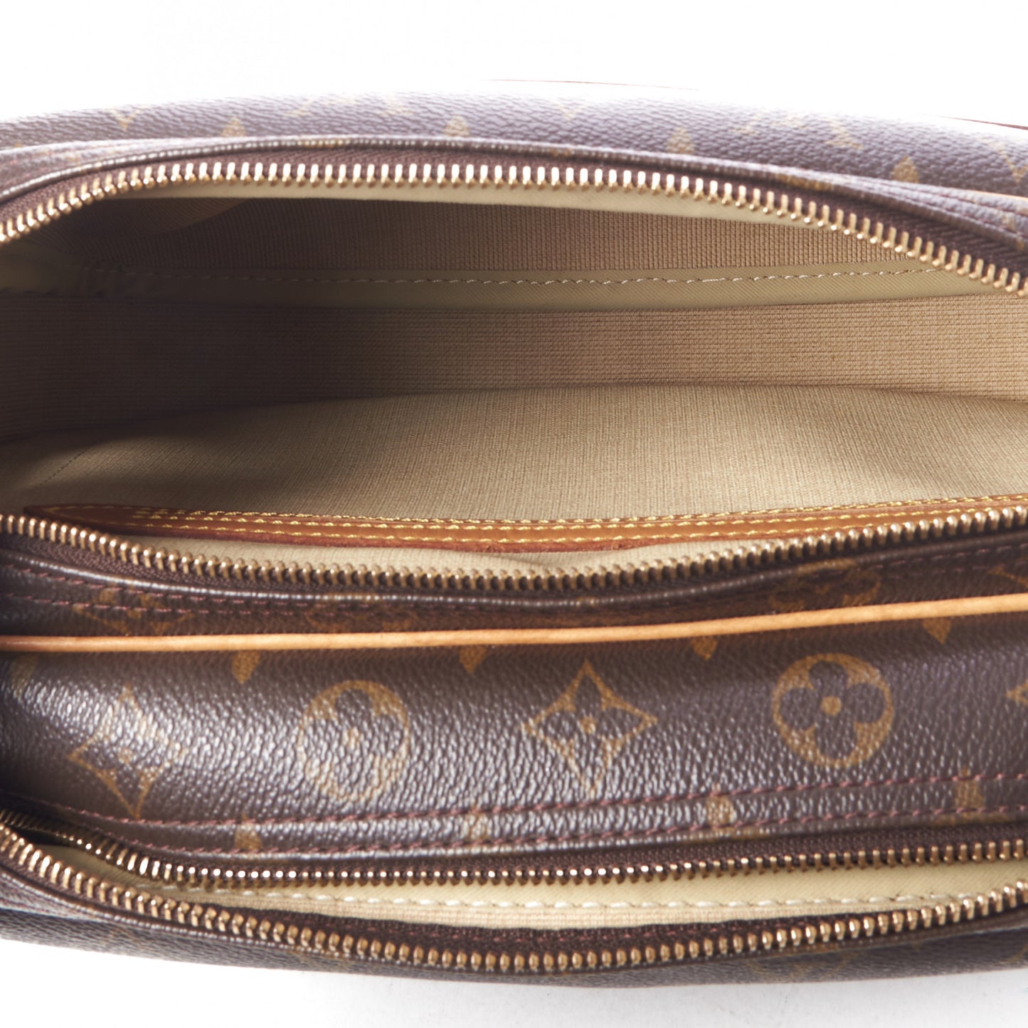 Monogram Reporter PM