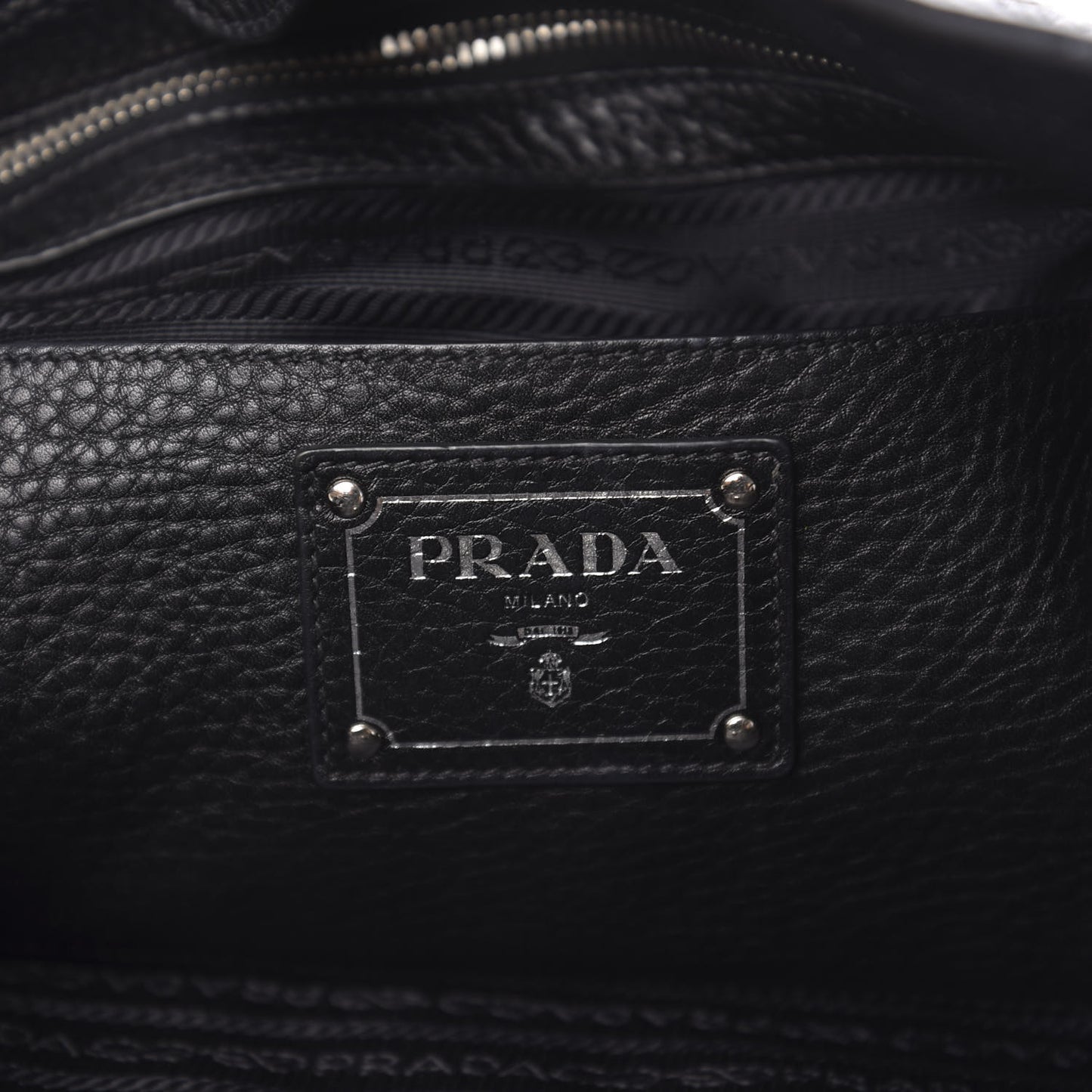 Vitello Phenix Tote Black