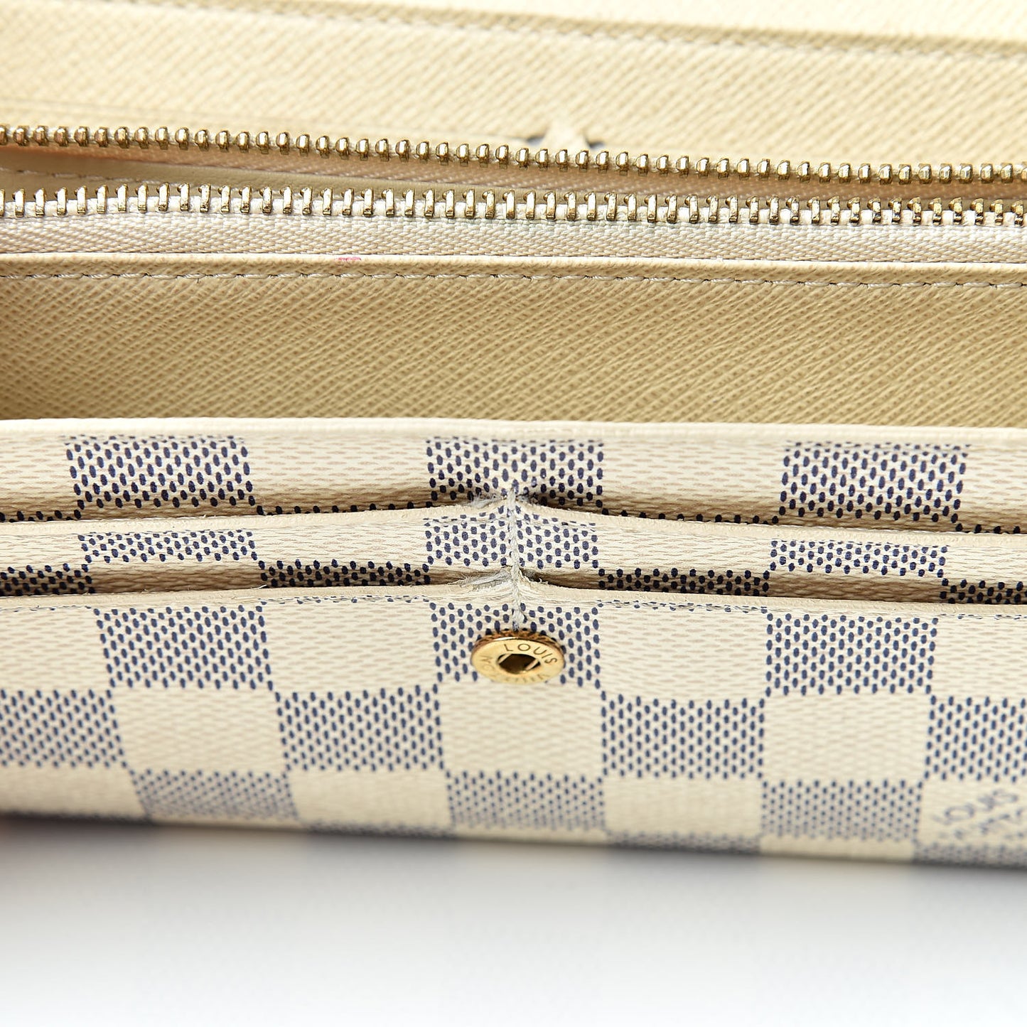 Damier Azur Sarah Wallet