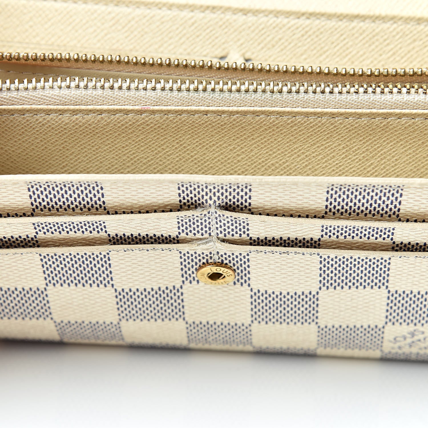 Louis Vuitton Damier Azur Sarah Wallet 11 of 15