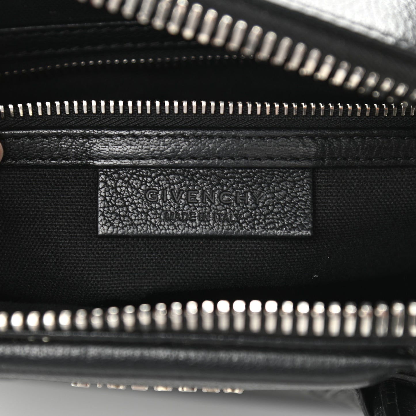 Sugar Goatskin Small Antigona Black
