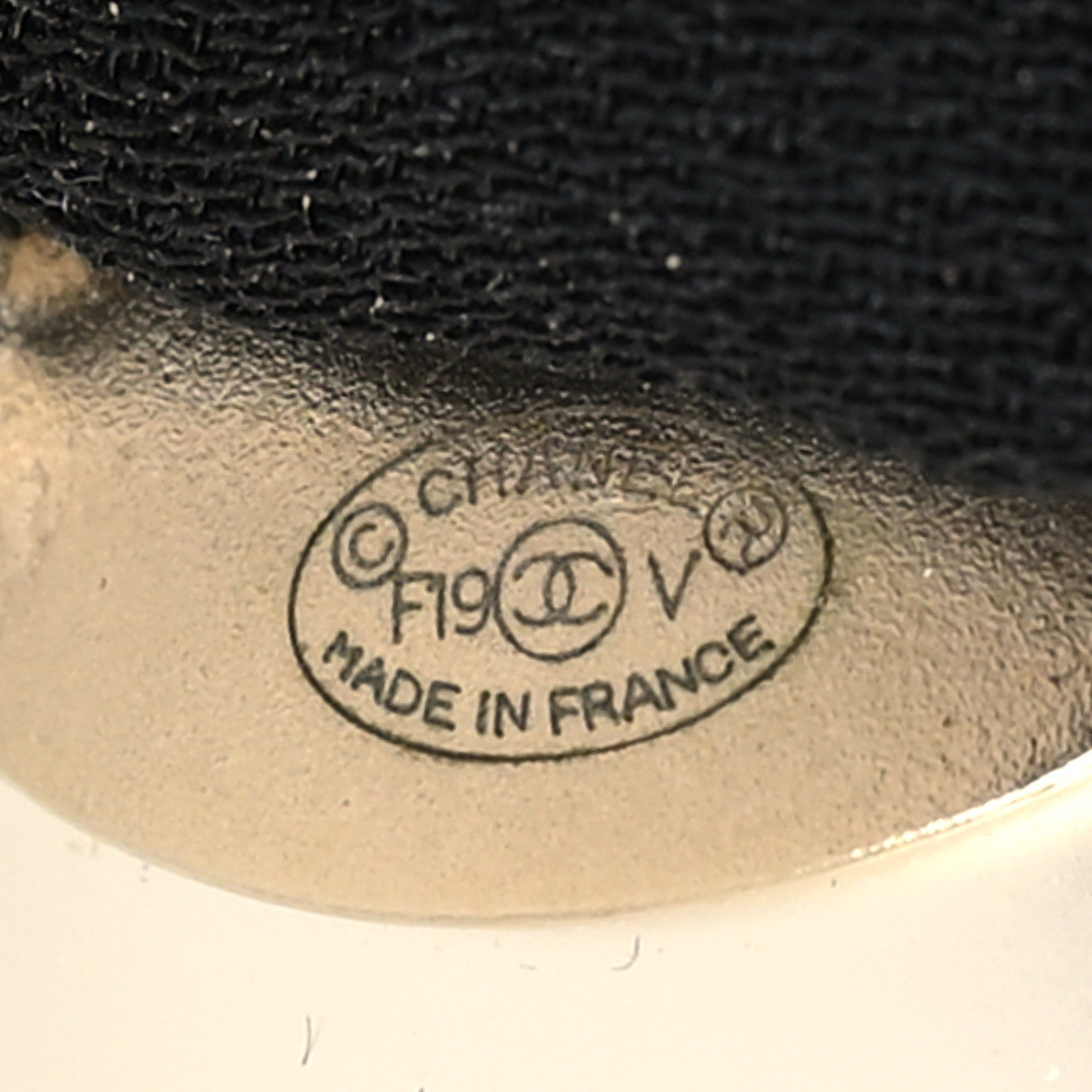 Chanel Pearl CC Hair Tie Black Gold Pearly White 3 of 4