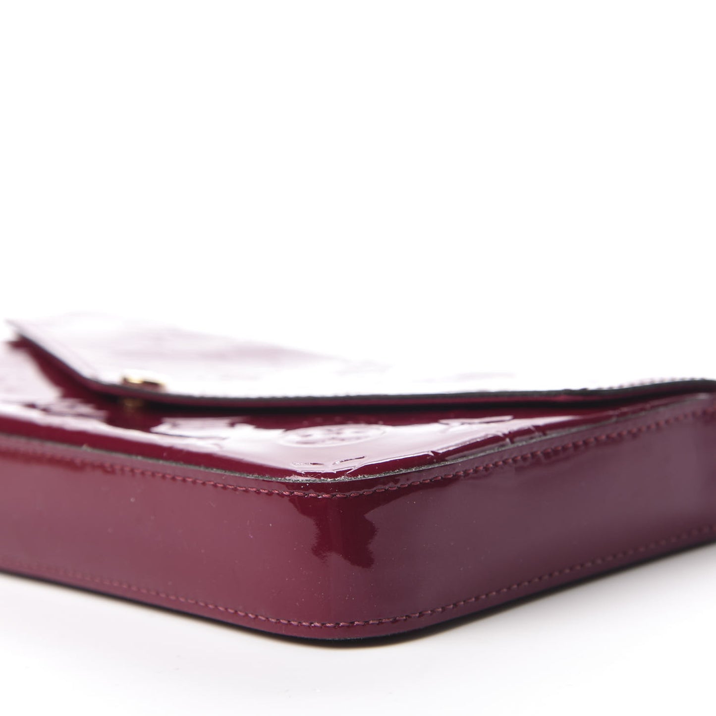 Vernis Felicie Chain Wallet Magenta