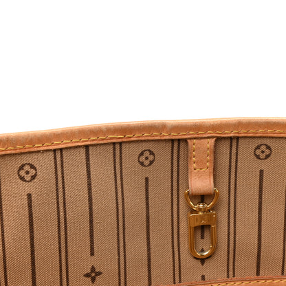 Louis Vuitton Monogram Neverfull MM 12 of 17