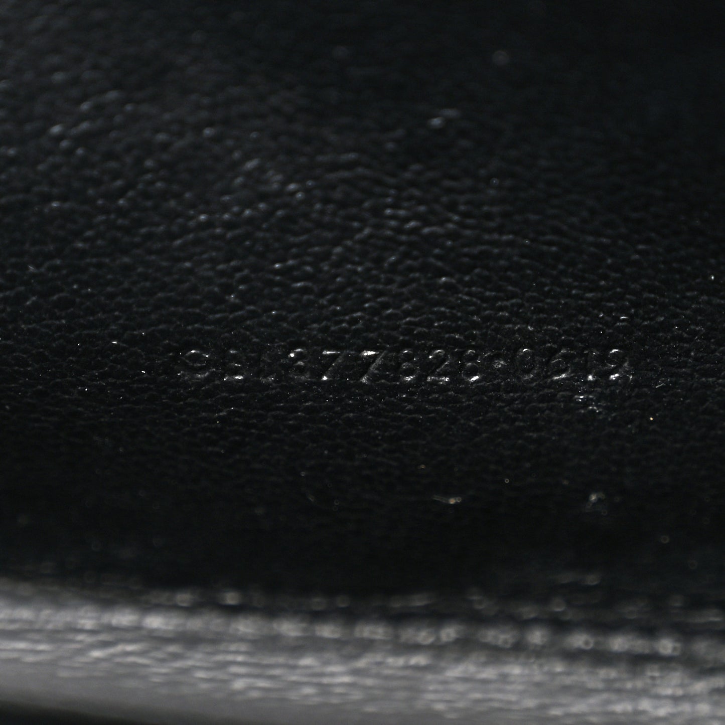 Grain De Poudre Matelasse Chevron Monogram Monochrome Chain Wallet Black