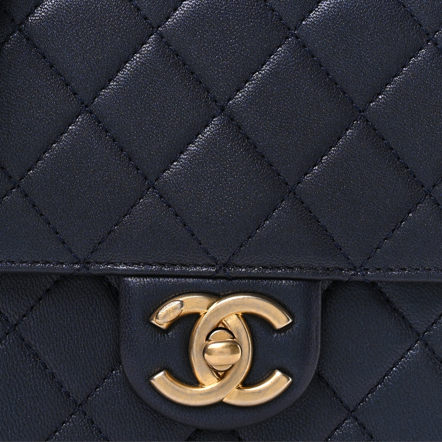Iridescent Lambskin Quilted Chic Pearls Flap Navy Blue