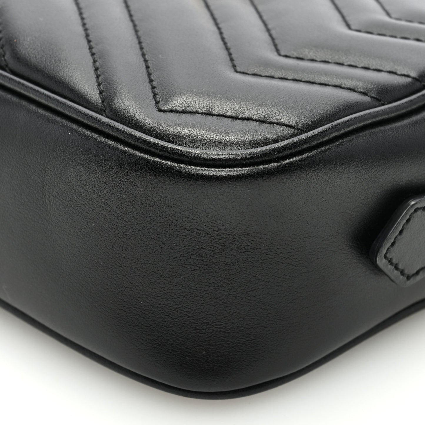 Calfskin Matelasse Mini GG Marmont Chain Shoulder Bag Black