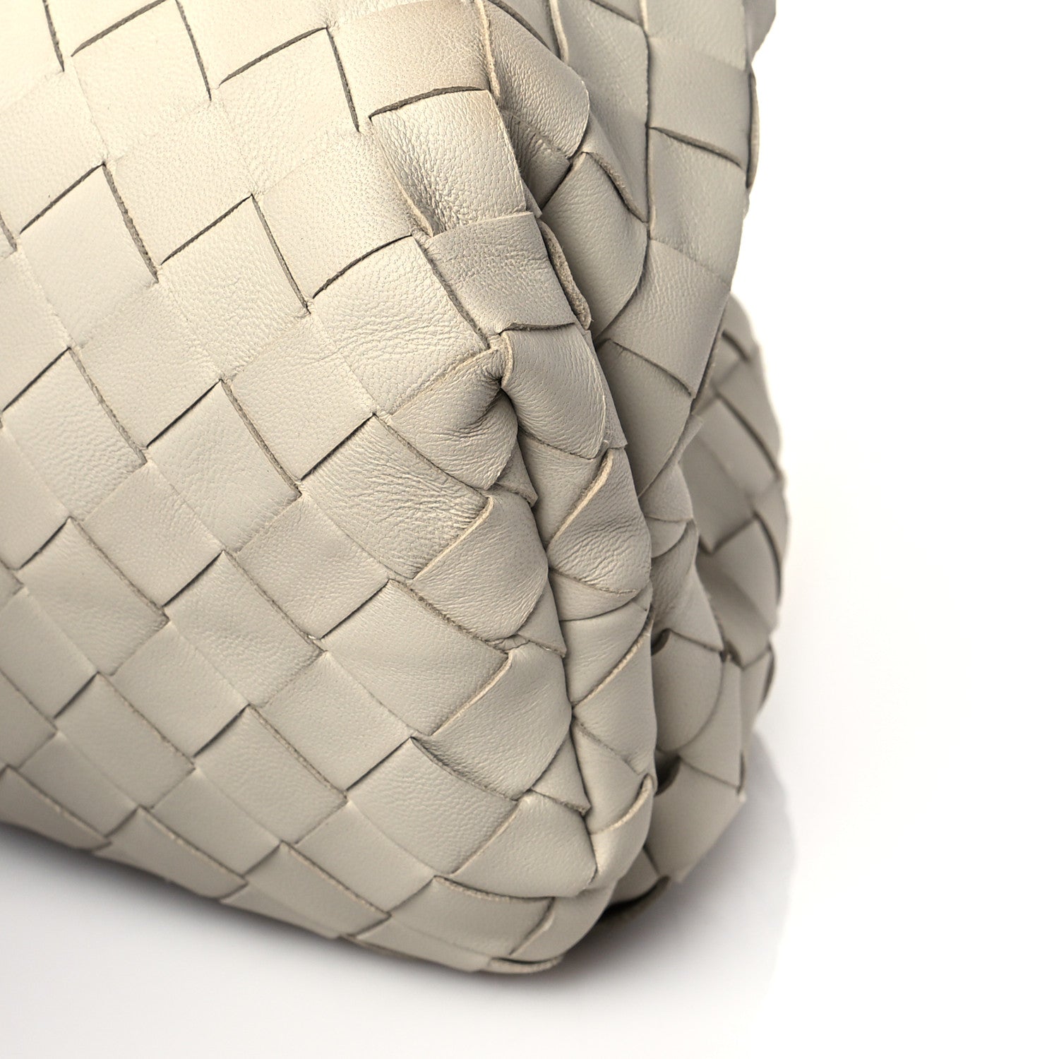 Bottega Veneta Nappa Maxi Intrecciato The Pouch Oversized Clutch Plaster 10 of 10