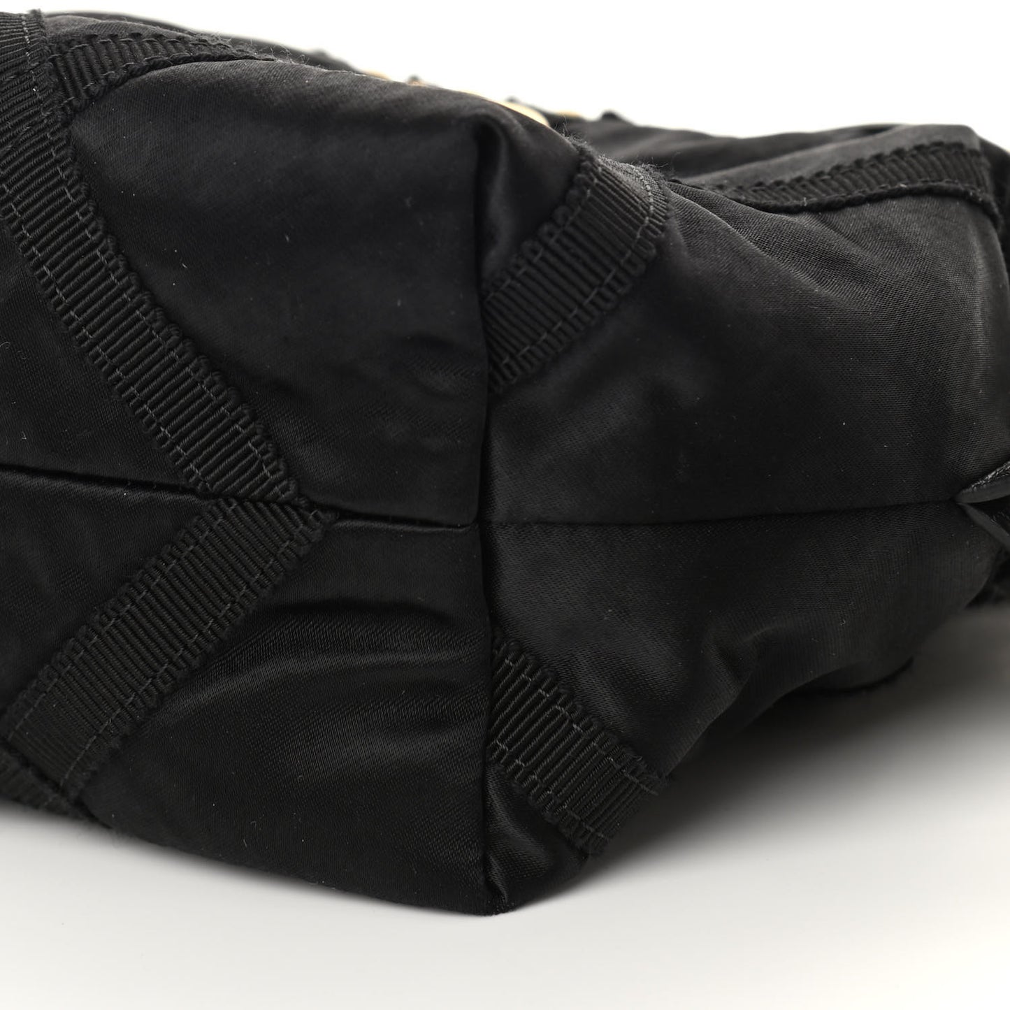 Nylon Grosgrain Quilted Lifestyle Clutch with Chain Black