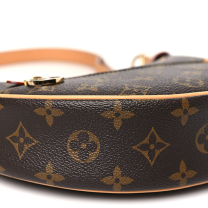 Louis Vuitton Monogram Loop 8 of 9