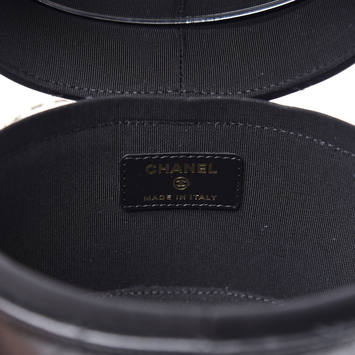 Lambskin Quilted Round Vanity Case With Chain Black