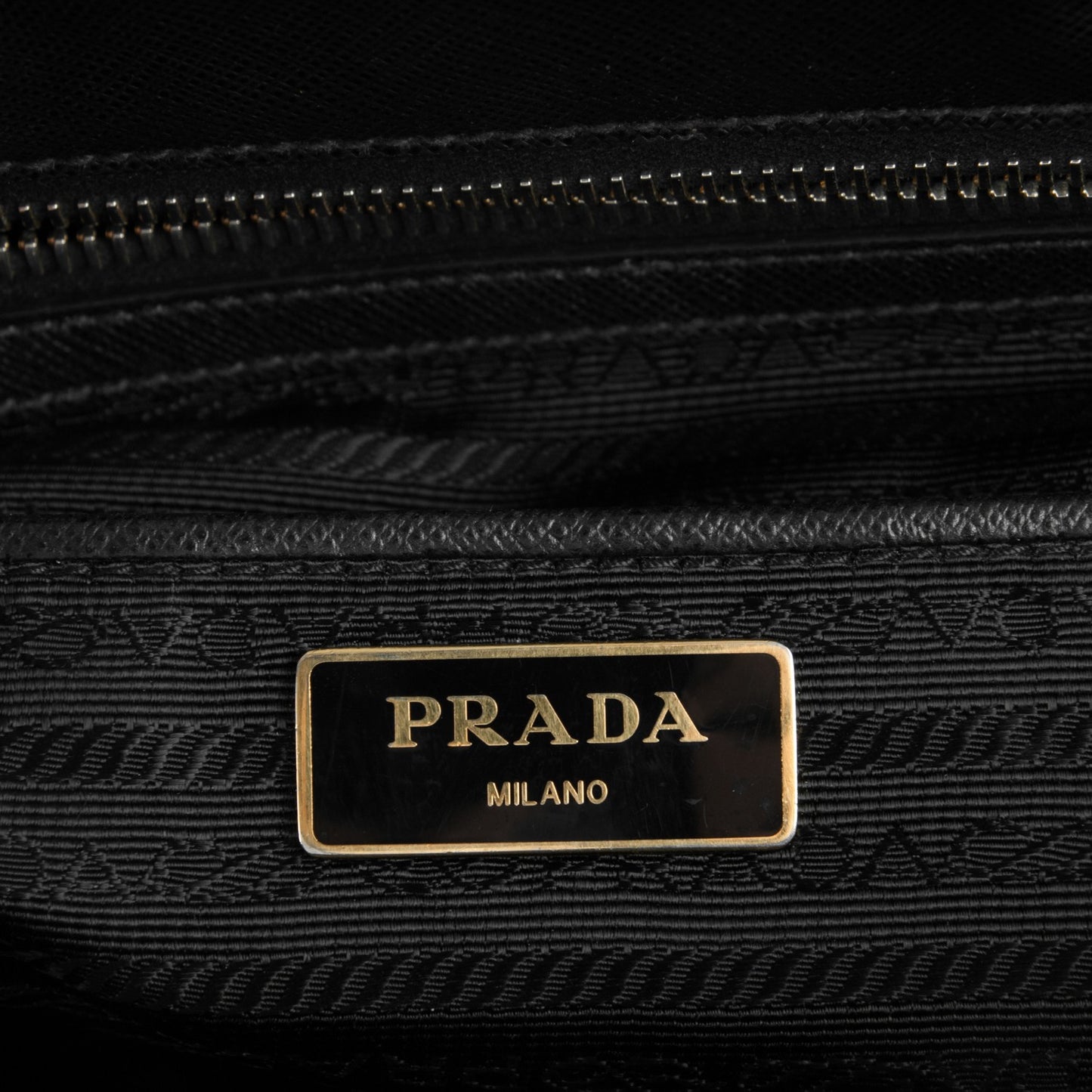 Saffiano Large Galleria Double Zip Tote Black