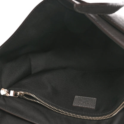Louis Vuitton Taiga New Flap Messenger Gris 5 of 10