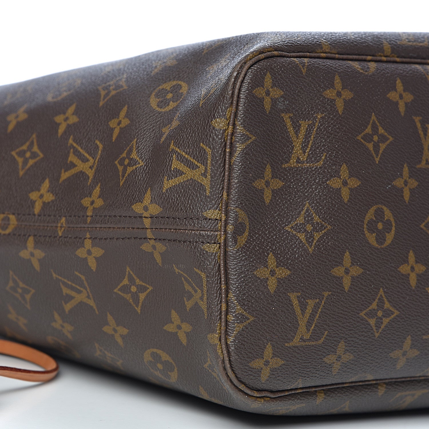 Louis Vuitton Monogram Neverfull MM 15 of 17