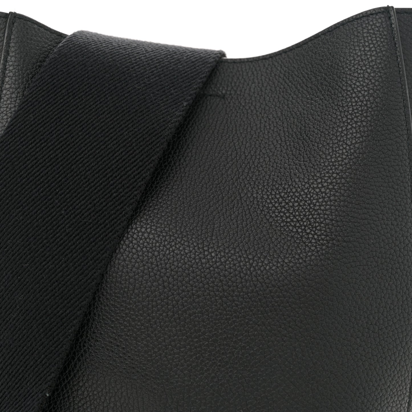 Soft Grained Calfskin Small Sangle Bucket Bag Black