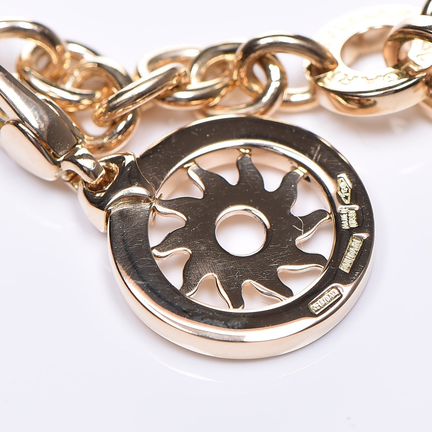 18K Yellow Gold Mother of Pearl Tondo Sun Parentesi Spinning Optical Charm Bracelet