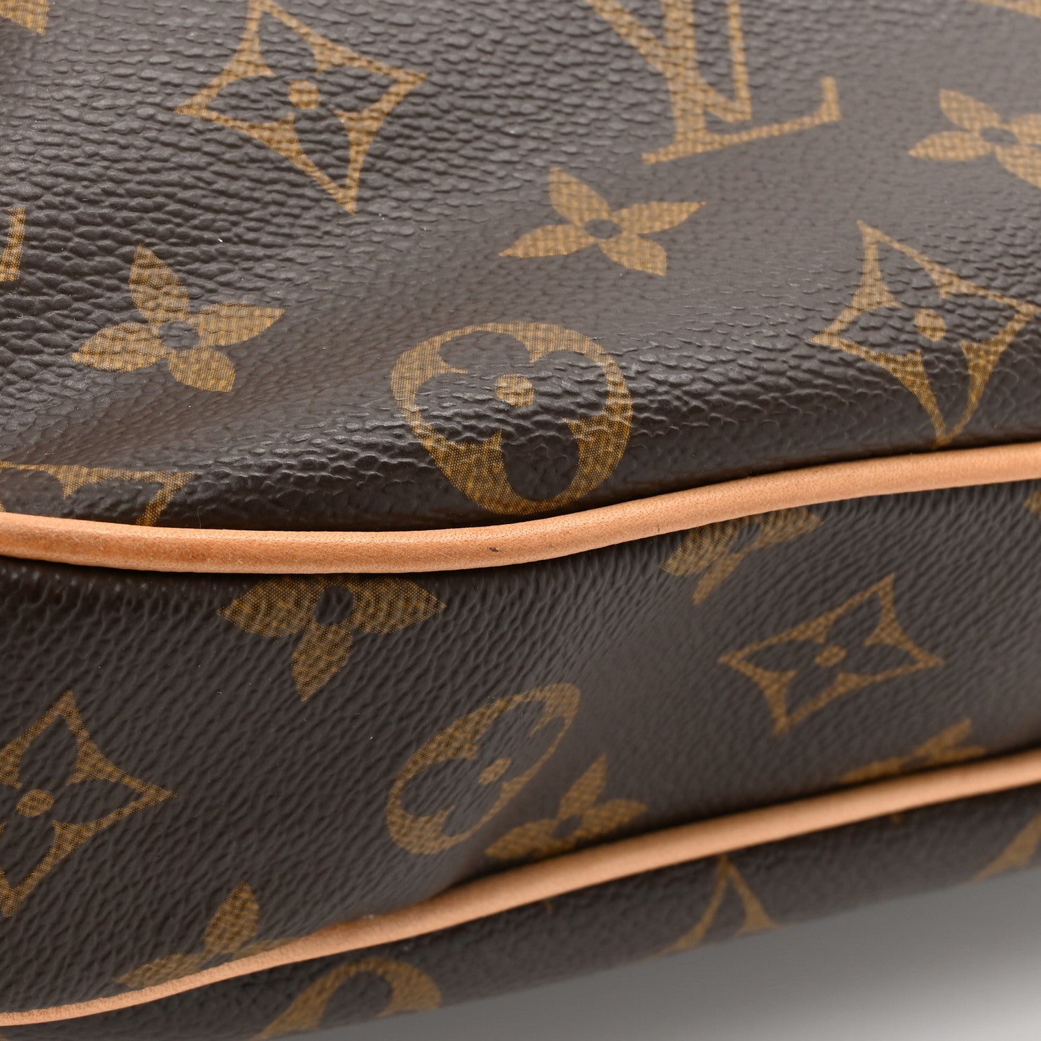 Louis Vuitton Monogram Odeon MM 12 of 14