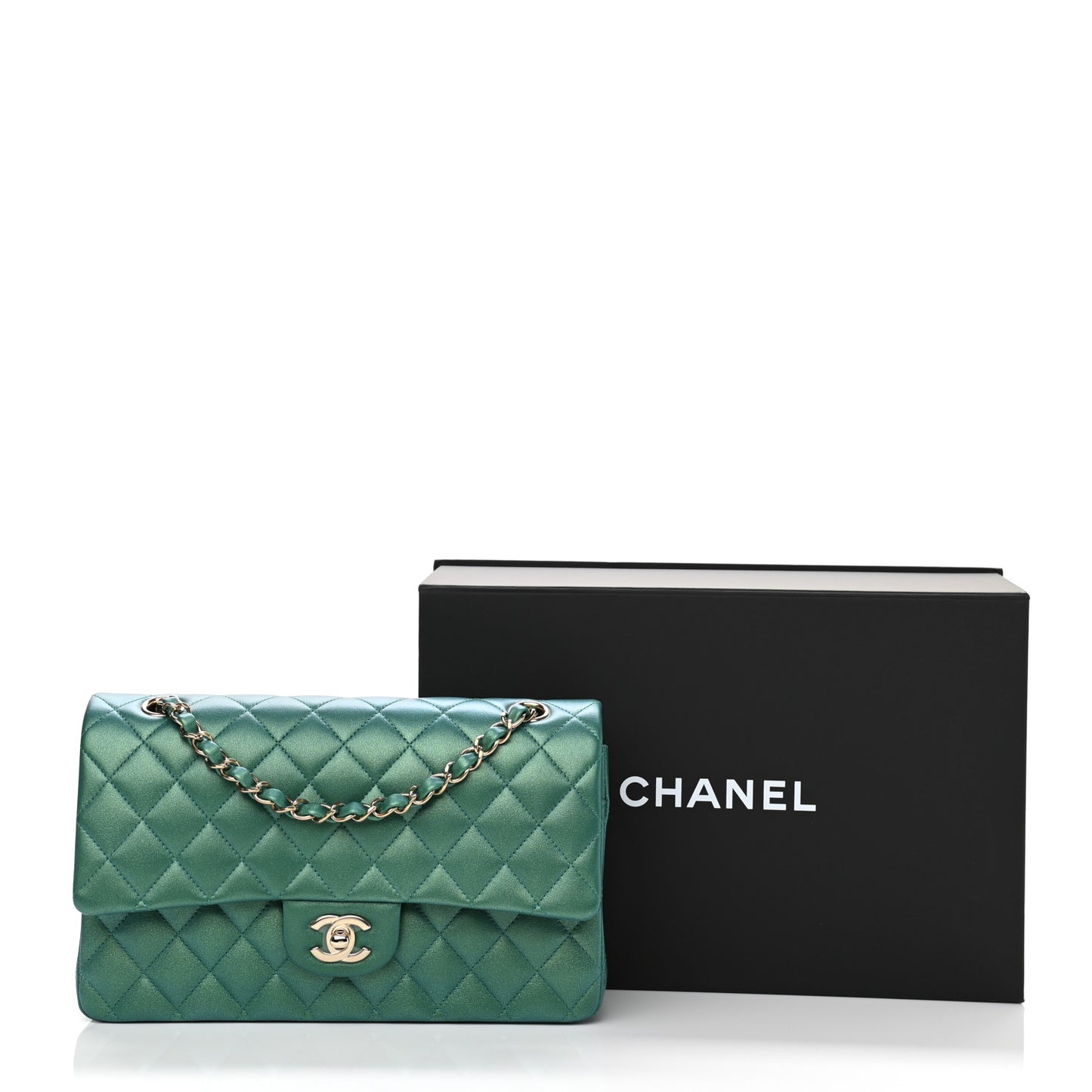 Iridescent Calfskin Quilted Medium Double Flap Green