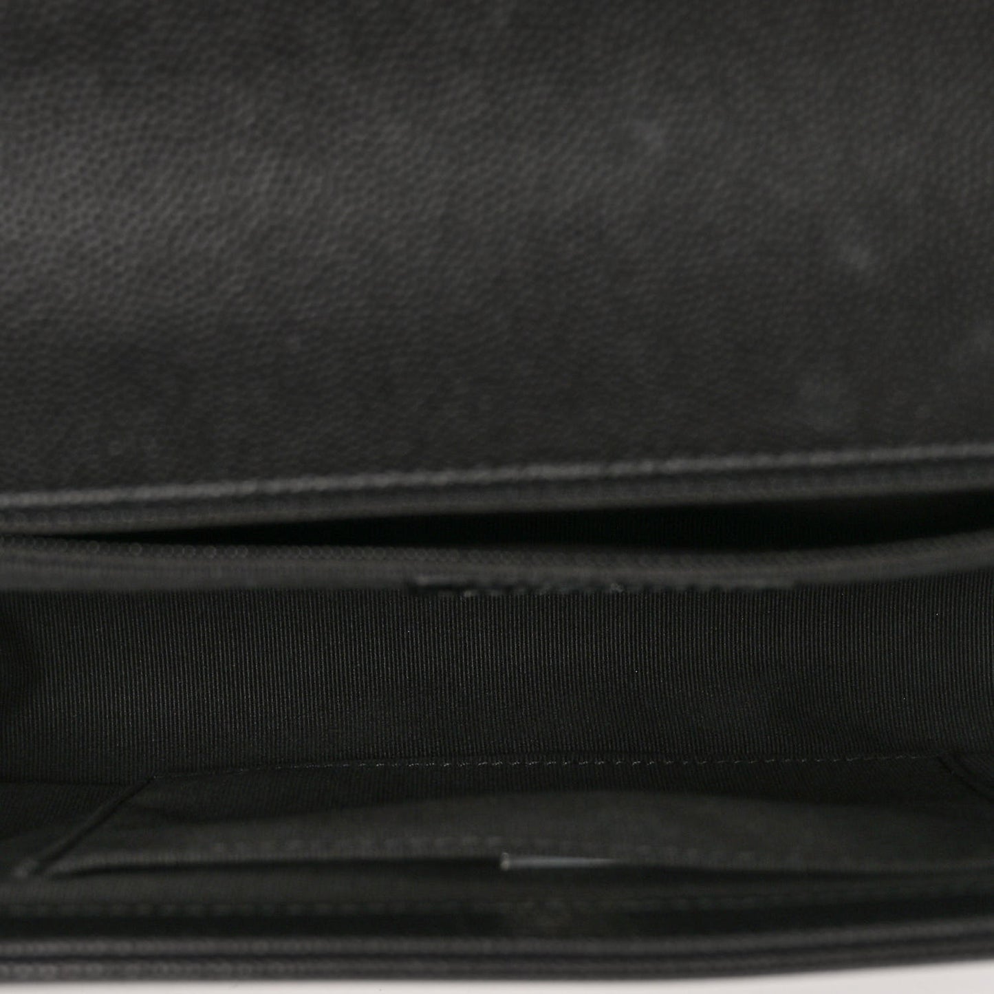 Caviar Quilted New Medium Boy Flap Black