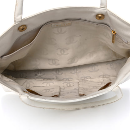 Chanel Caviar CC Tote White 4 of 20