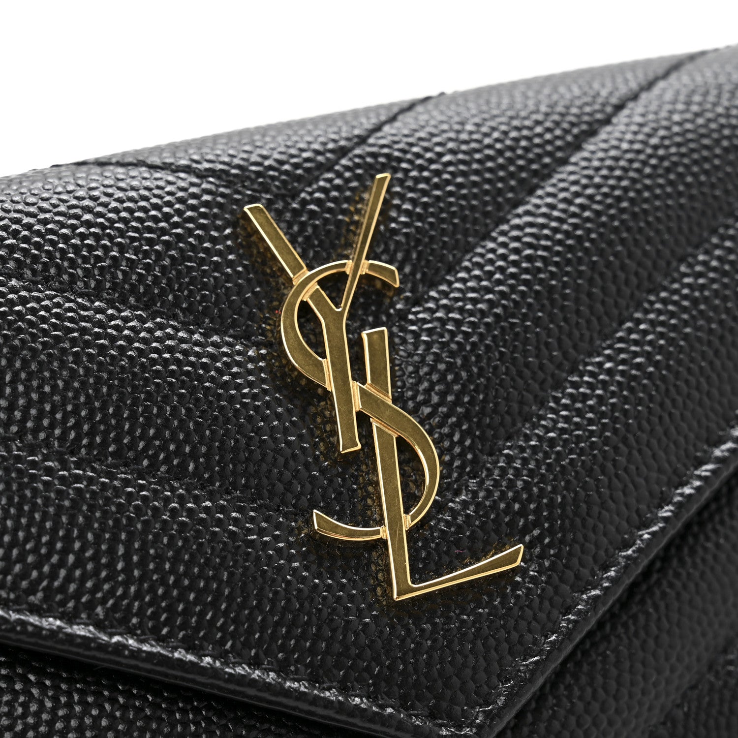 Saint Laurent Grain De Poudre Matelasse Chevron Monogram Compact Wallet Black 8 of 10