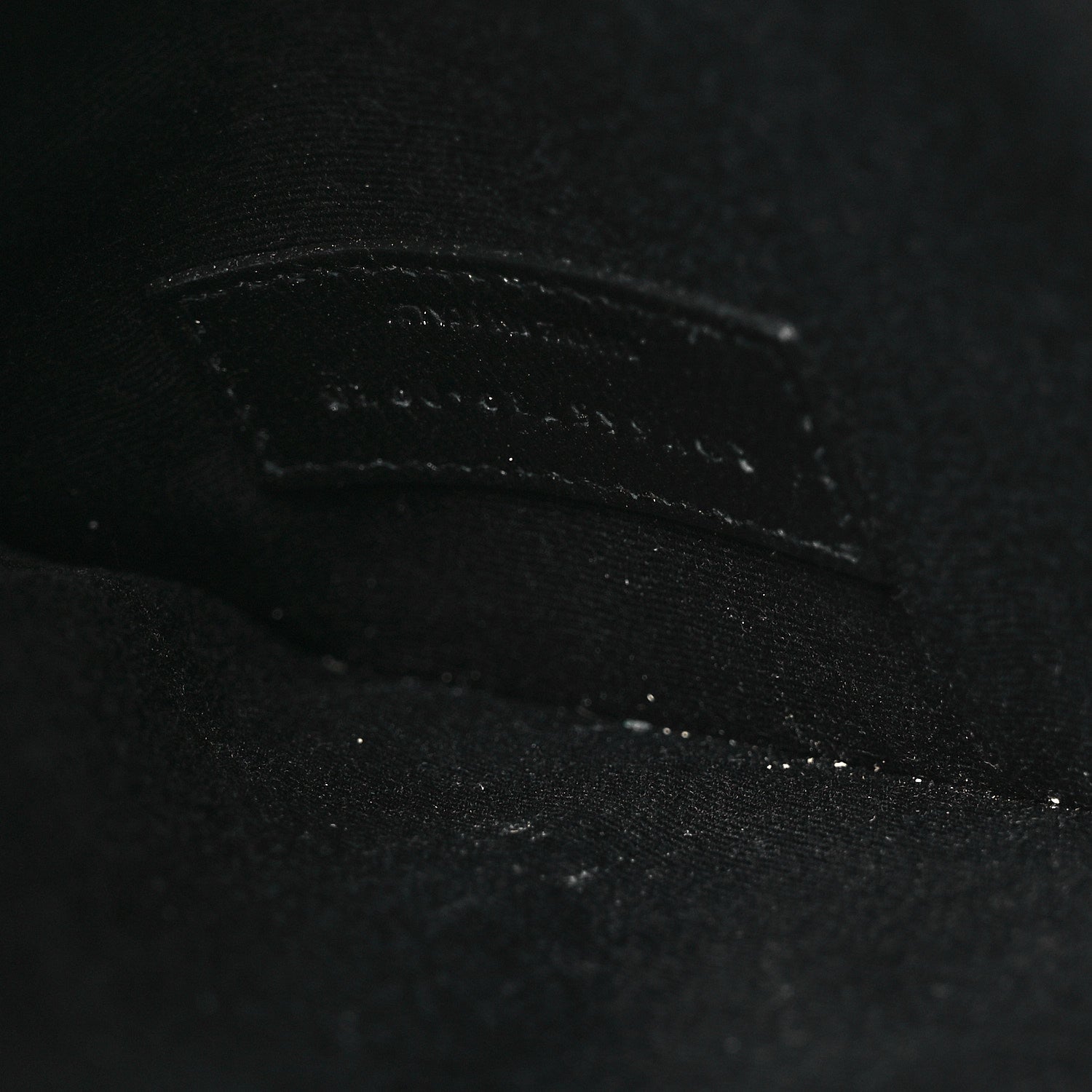 Saint Laurent Grain De Poudre Uptown Pouch Black 7 of 10