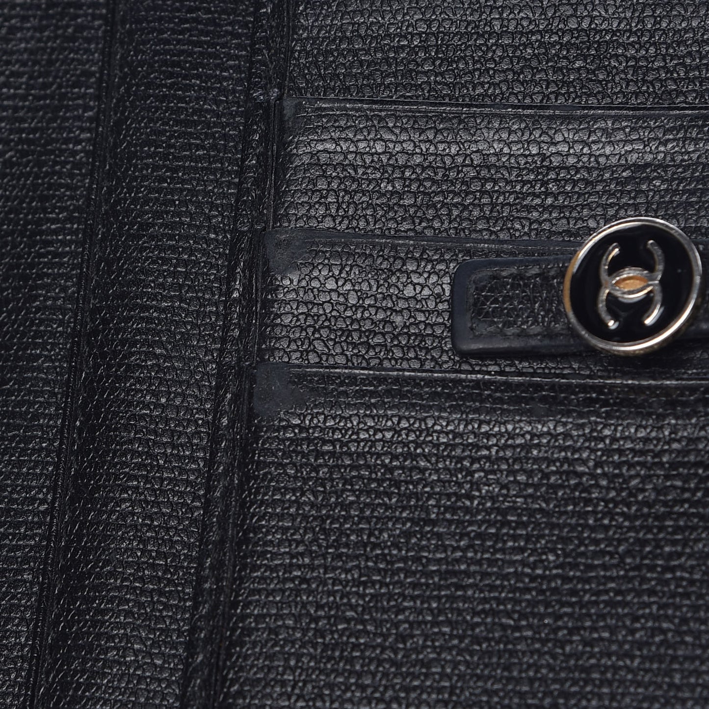 Grained Calfskin CC Button Wallet Black