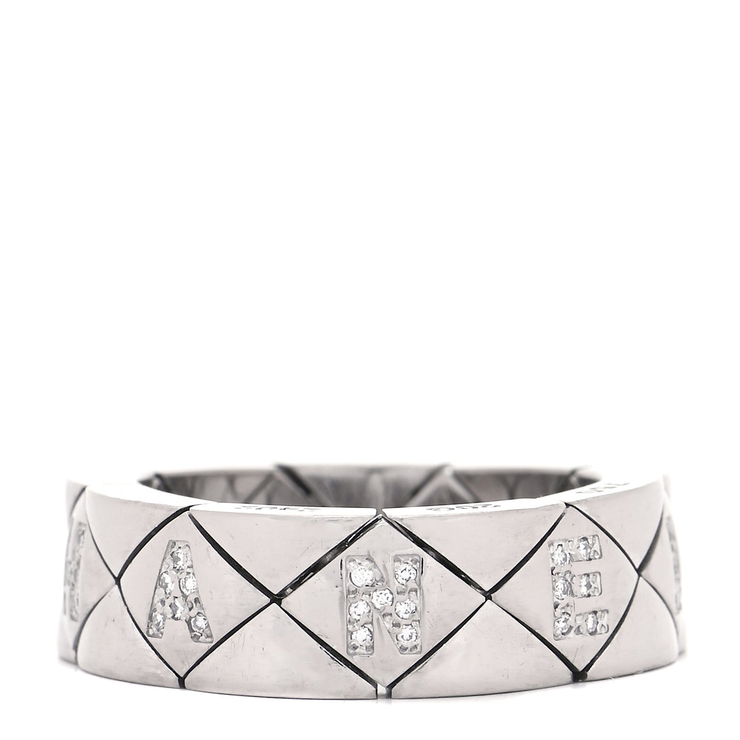 18K White Gold Diamond CHANEL Matelasse Ring 55 7.25